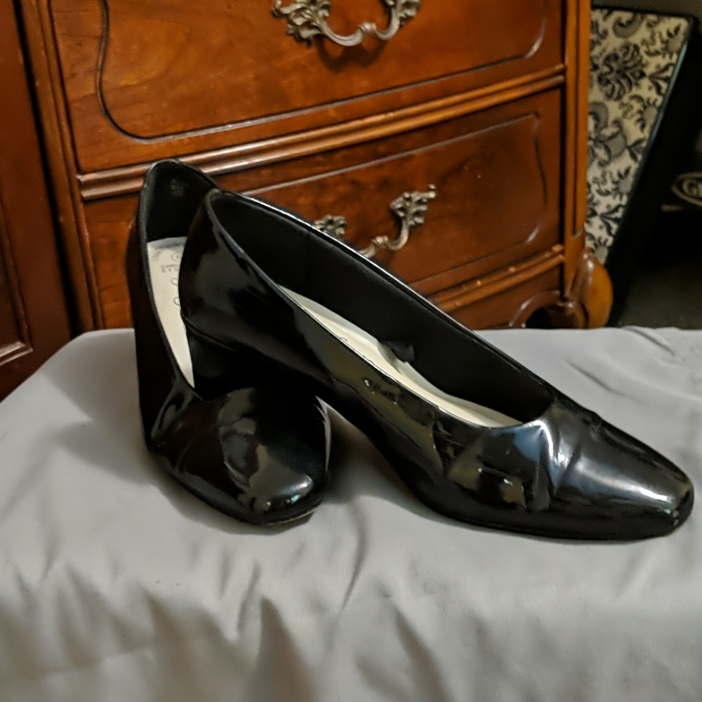 Fanfares women's shoes